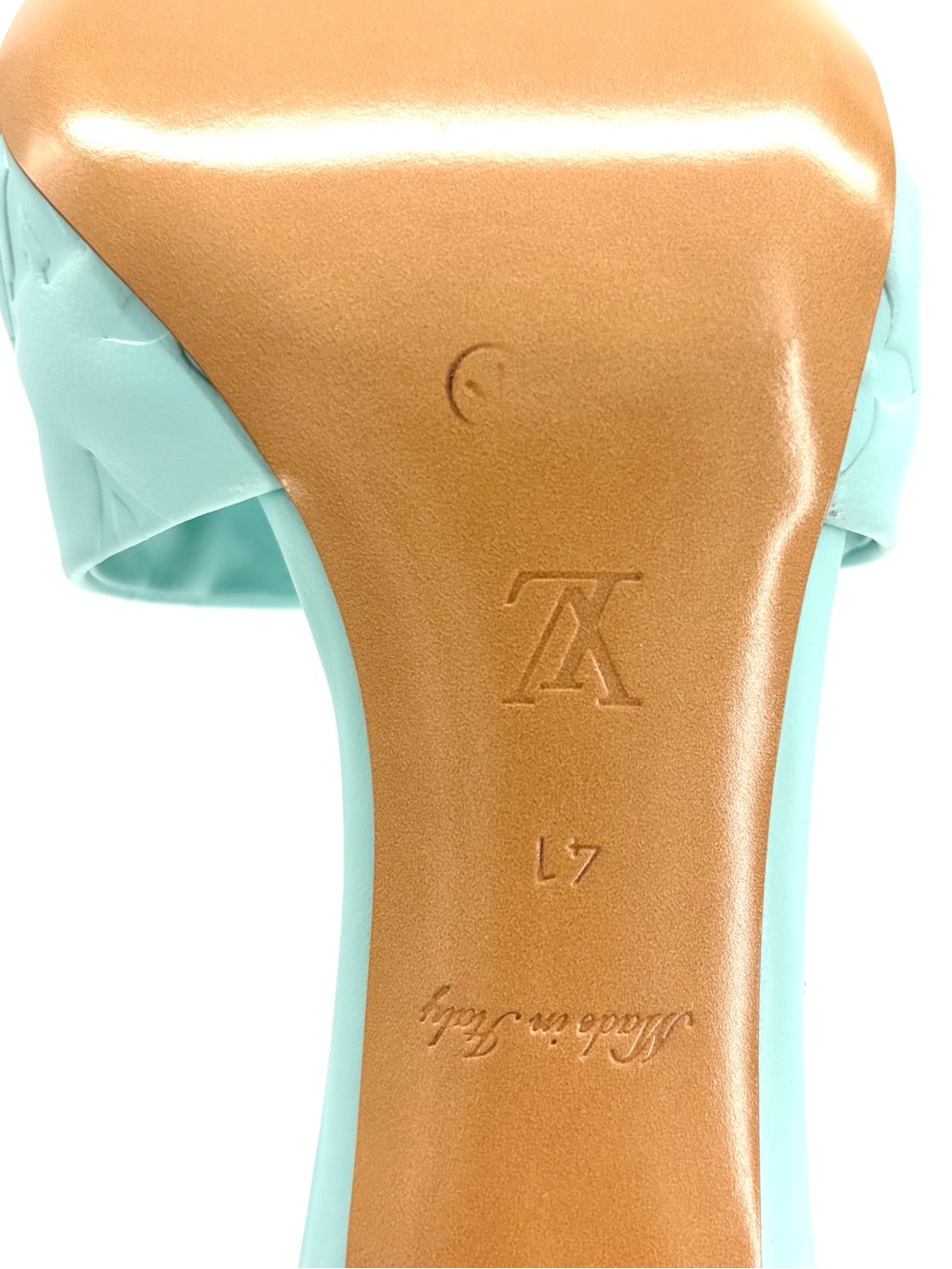 NIB Louis Vuitton Revival Monogram Emboss Leather Heeled Mules Sandals 41 - Picture 10 of 11